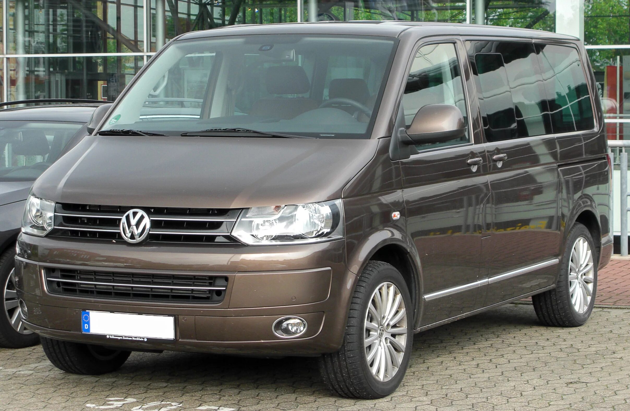VW Multivan t5. Volkswagen t5 2010. VW Transporter t5 Multivan. Минивэн Volkswagen t5 2010. Фольксваген т5 мультиван