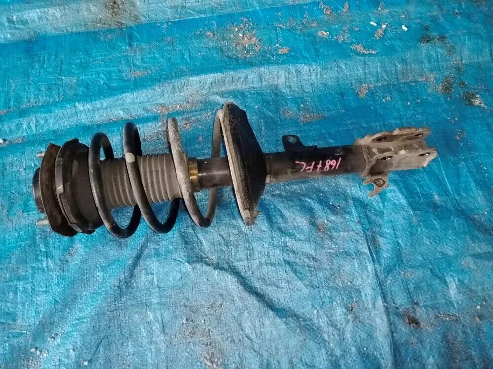 Тойота харриер передняя стойка. Задние стойки toyota harrier линькс. Стойка тойота харриер. Стойки автомобиля тойота харриер 2008 года. Какие стойки лучше газовые или масляные на тойоту харриер 2000 года.