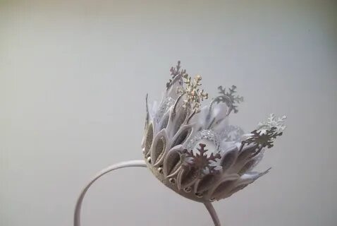 Корона из стяжек и ободка
