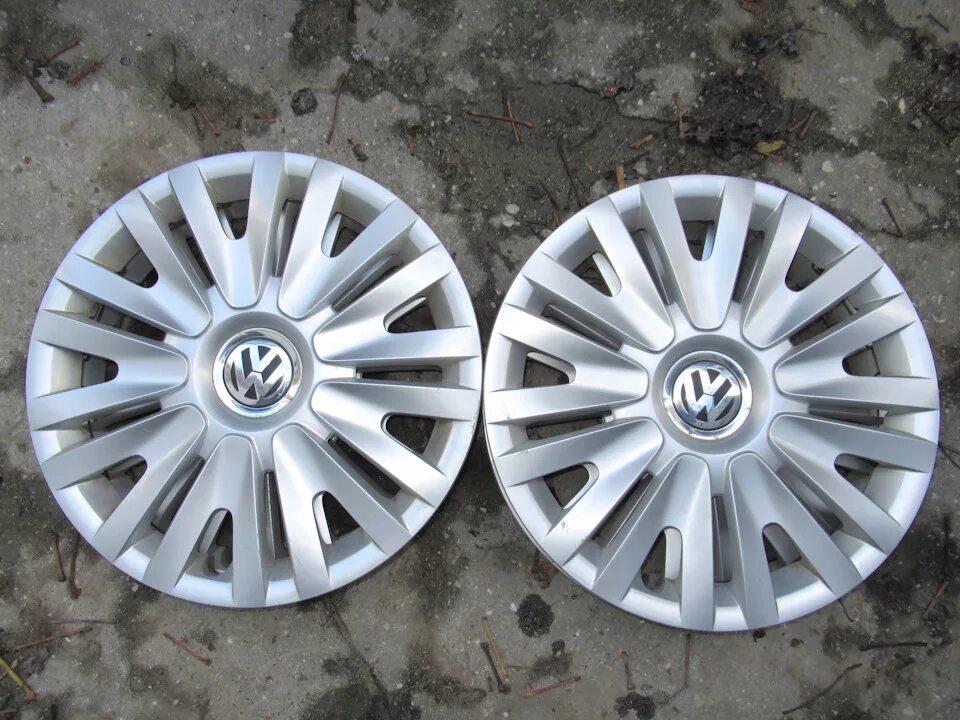 Колпак vw. Колпаки Джетта 6 r16. Колпаки VW Jetta r16. Колпаки r16 Volkswagen Jetta. Диски Фольксваген Джетта r16.