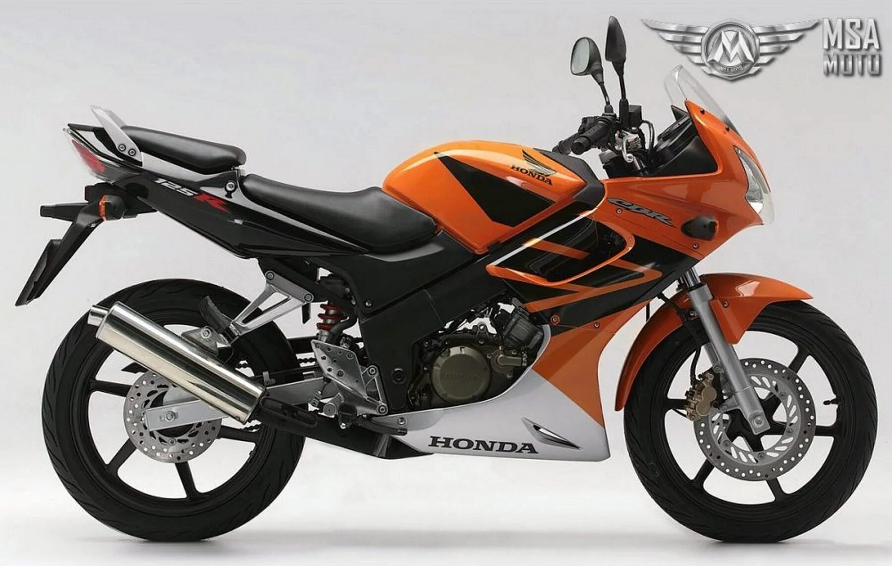 Мотоцикл Honda CBR 125. Honda CBR 125 кубов. Мотоцикл Honda 125 кубов. Honda cbr150/125r 2002-2006.