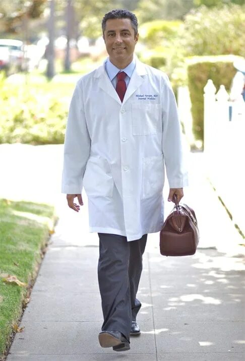Call the doctor. Доктор лос анджелес. Dr los. Доктор пейтон продукт. Dr hibbert.