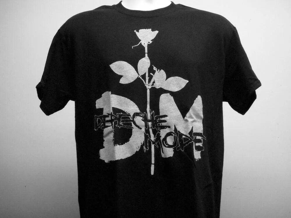 Mode t c. Футболка depeche mode violator. футболка teestore depeche mode. футболка zara depeche mode. depeche mode merch.