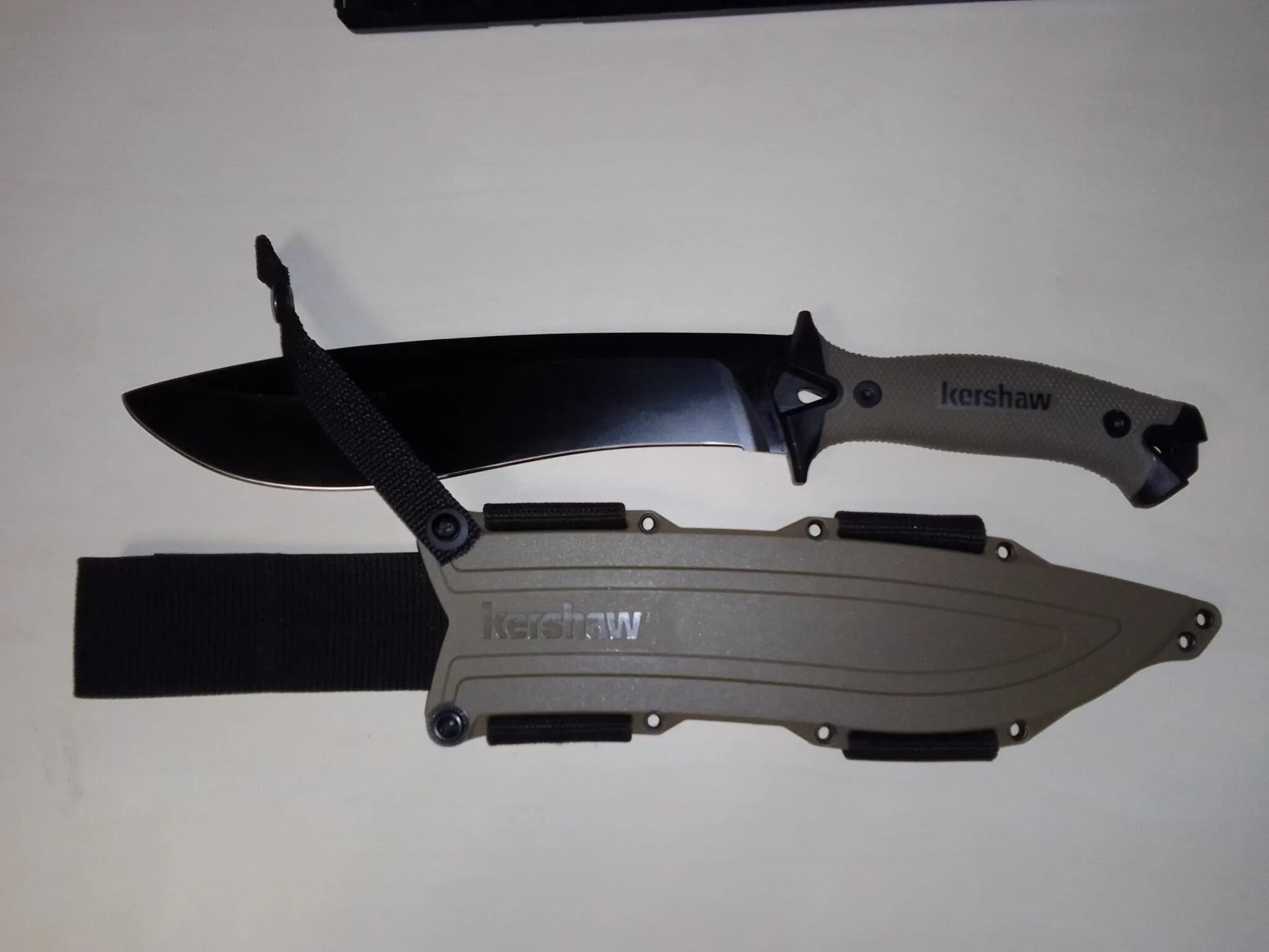 Мачете kershaw camp 14. Кукри мачете camp 10 - kershaw 1077. Мачете kershaw. Kershaw camp. Kershaw camp 14.
