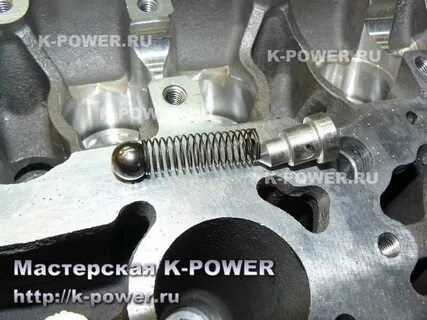 Клапан масляный на приора