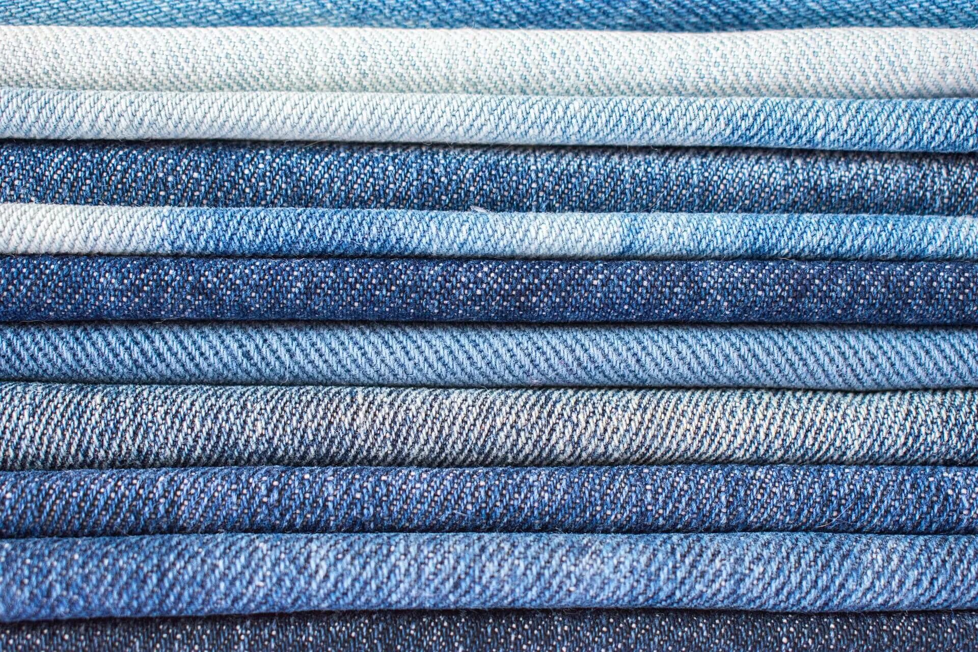 Текстура джинсов. Фактура джинсовой ткани. Текстура джинсовой ткани. Джинсовая ткань. Джинс ткань.