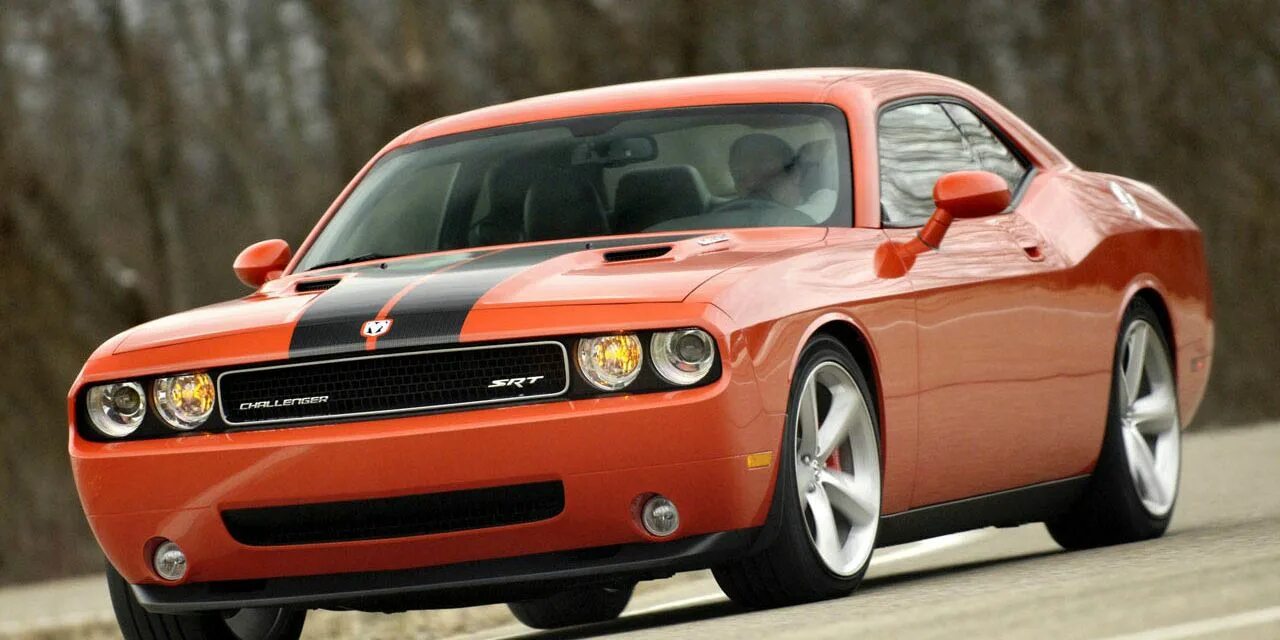 Pin by Barry W Prest on Barracudas, Chargers & Challengers Dodge challenger, Cha