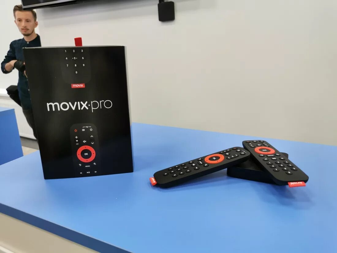 Movix Pro приставка. Приставка Movix Pro, Pro Voice.. Приставка дом ру Movix. Приставка дом ру Movix Pro Voice. Пульт для приставки movix