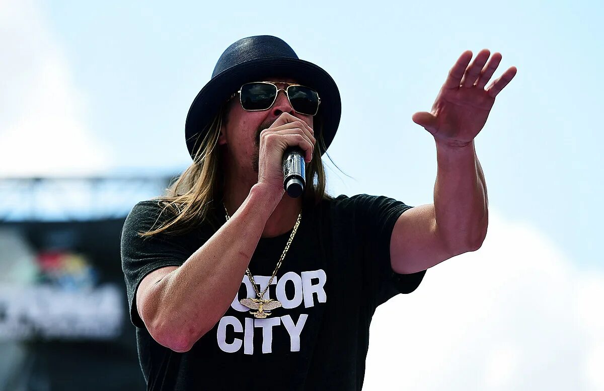 КИД рок. КИД рок девушки. КИД рок фото. Kid Rock Kid Rock 2003.