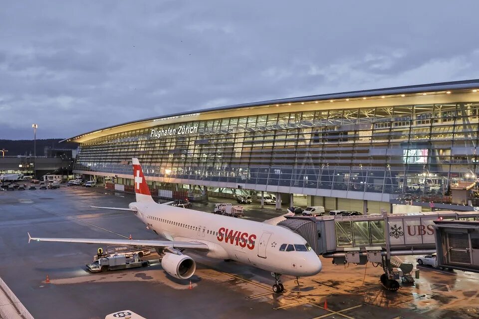 Самолет новокузнецк новосибирск s7. Рейсы в швейцарию. Gva женева аэропорт. Рейс женева. Gva женева аэропорт.