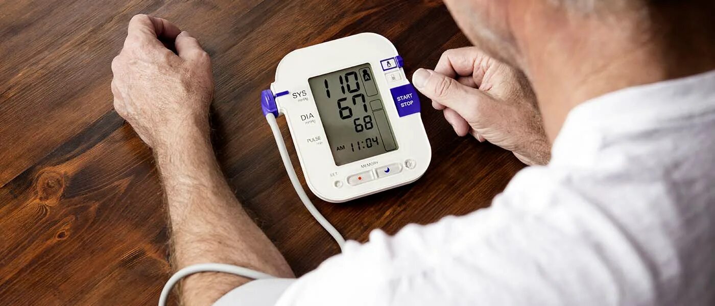 Тонометр omron ic10. Тонометр для измерения артериального давления. Измерение артериального давления. Измерение ад. Какой тонометр точнее измеряет давление.