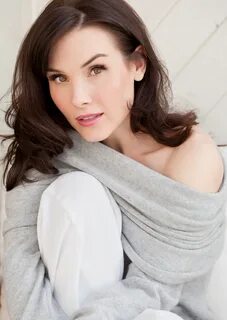 Kristina Anapau - Wikipedia Republished // WIKI 2