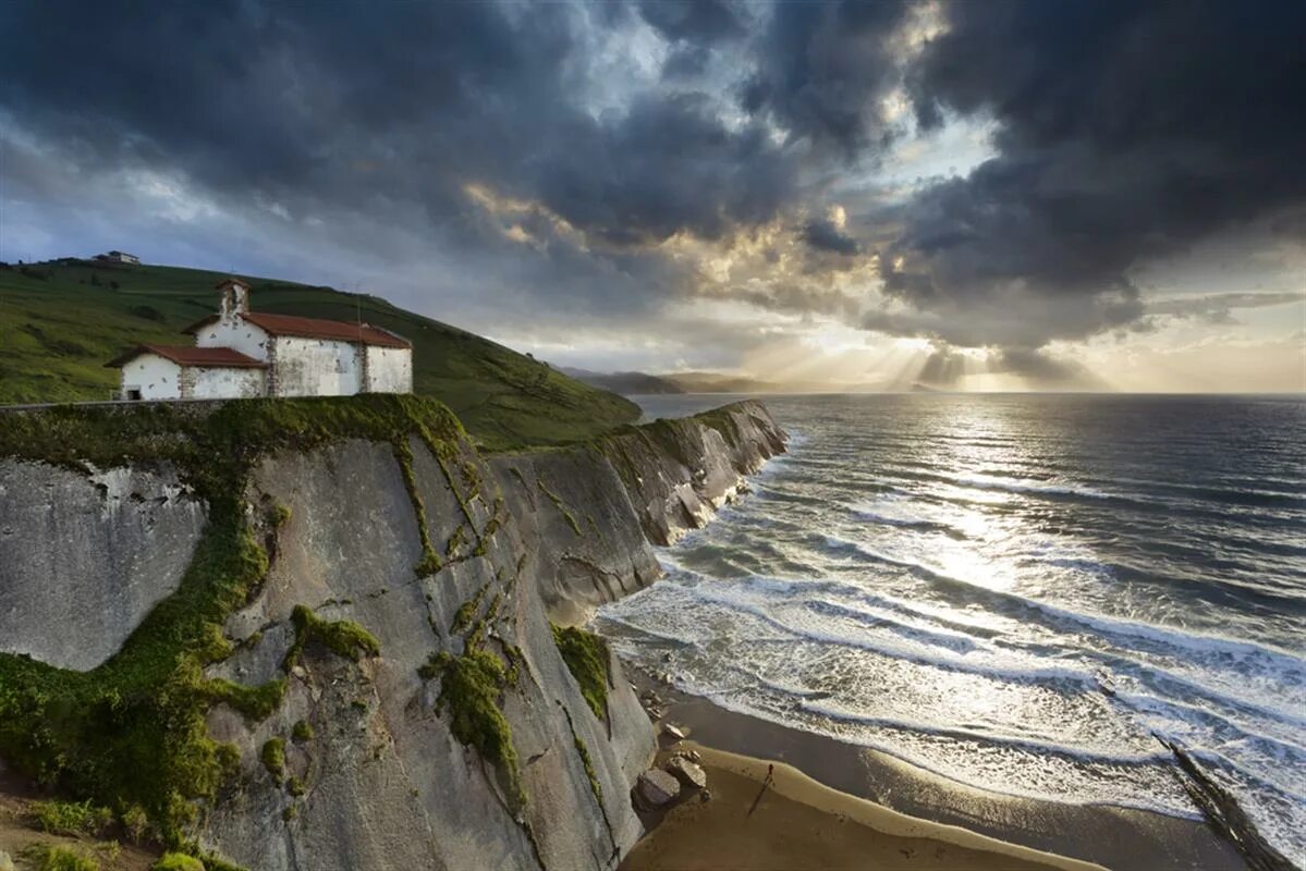 Регион Басков в Испании. Земля Басков Испания. Страна Басков pais Vasco. Coast country