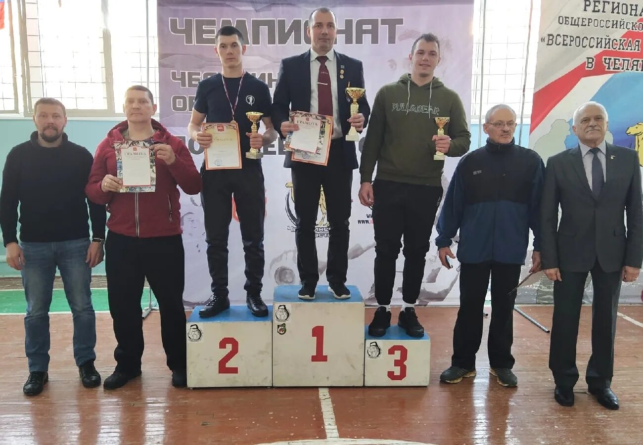 Подготовленность спортсмена. Выигрыш спорт. Сатка спорт. Гиревая эстафета. Гиревой спорт баннер.