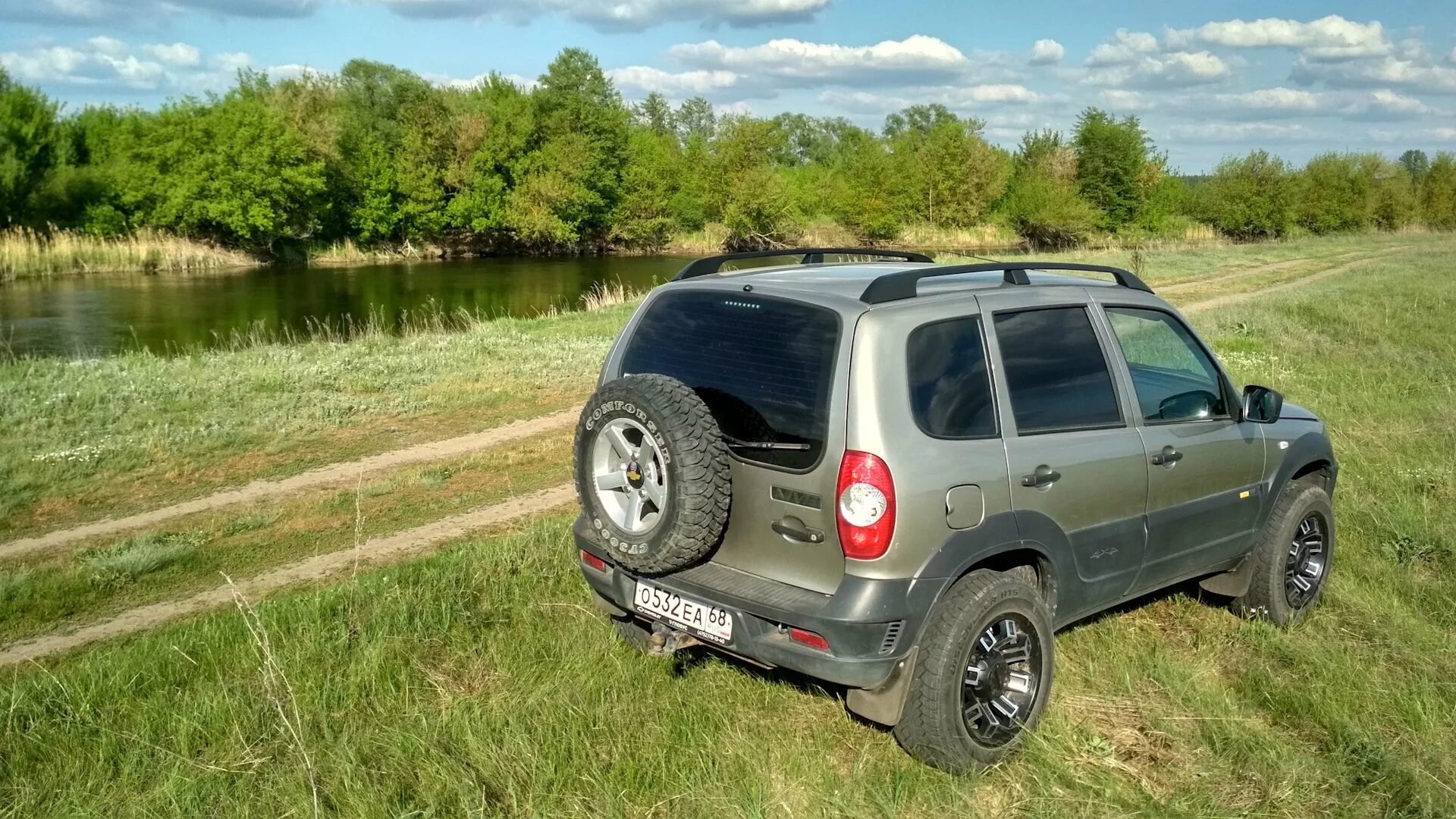 Р шеви нива. Chevrolet niva r17. нива шевроле р 17. шевроле нива r18. нива r17 шнива.