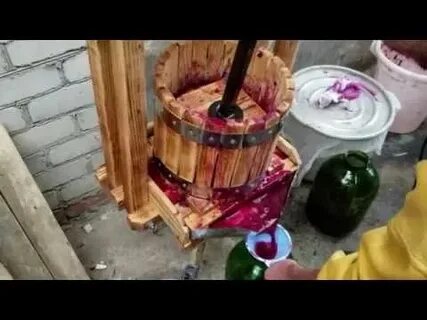 Пресс для сока из винограда