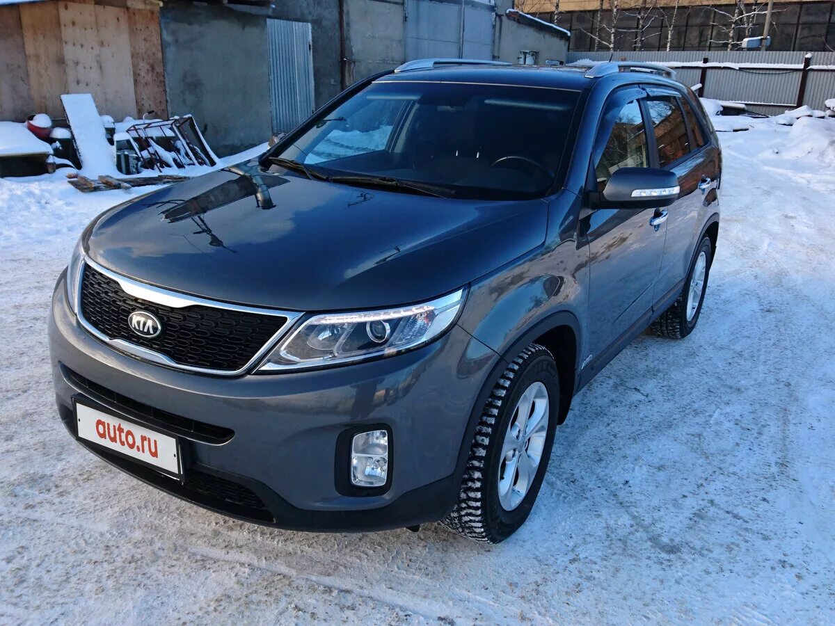 Купить машину соренто. Кия Соренто 2013 года. Kia Sorento 2013. Kia Sorento 2012 года. Киа Соренто 2013 серый.