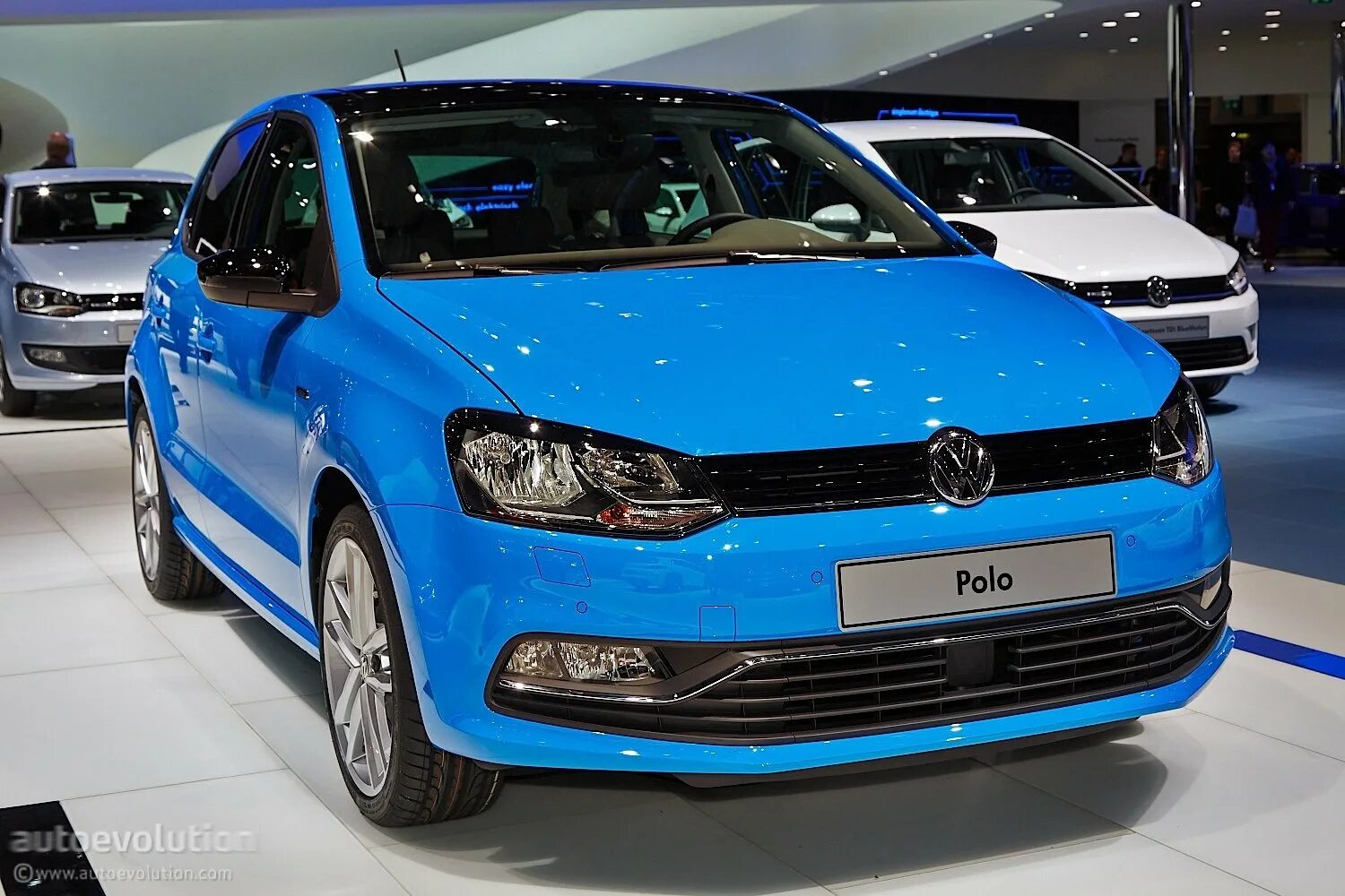 Volkswagen синий. Фольксваген поло 2021. Фольксваген New Polo 2023. Volkswagen Polo Reef Blue 2022. VAG Polo 2021.
