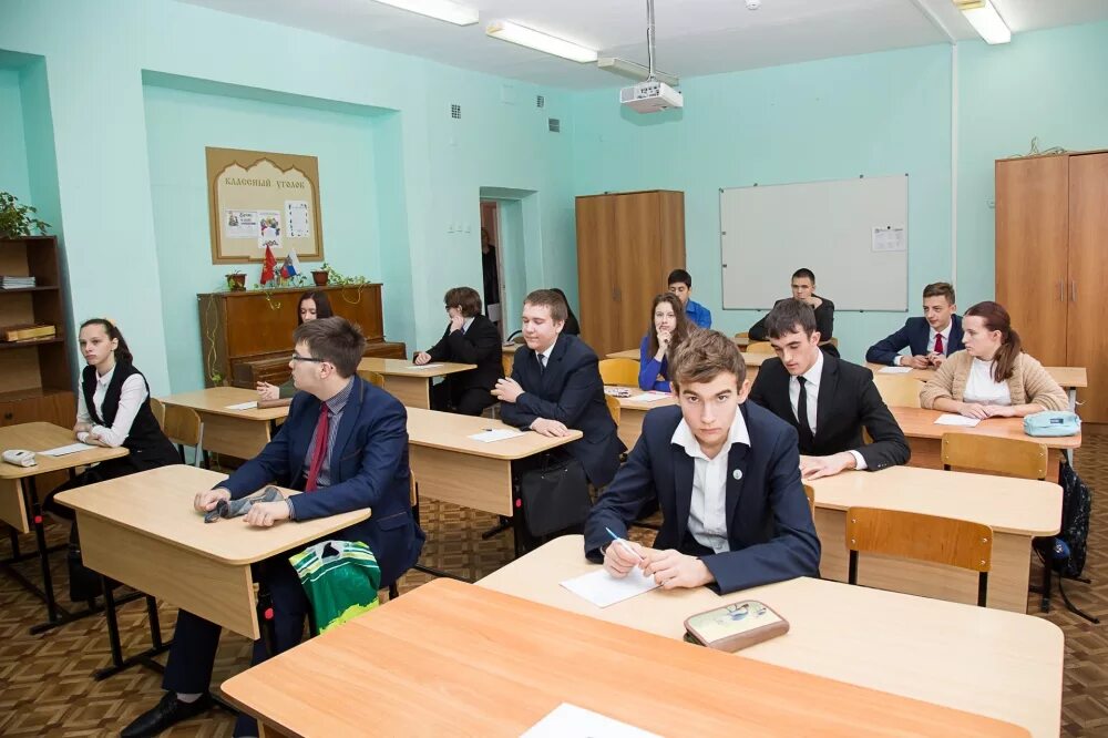 Учебный год пенза. Гимназия во имя святителя иннокентия пензенского пенза. директор православной гимназии пенза. пенза православная гимназия учителя. пенза епархиальная гимназия.