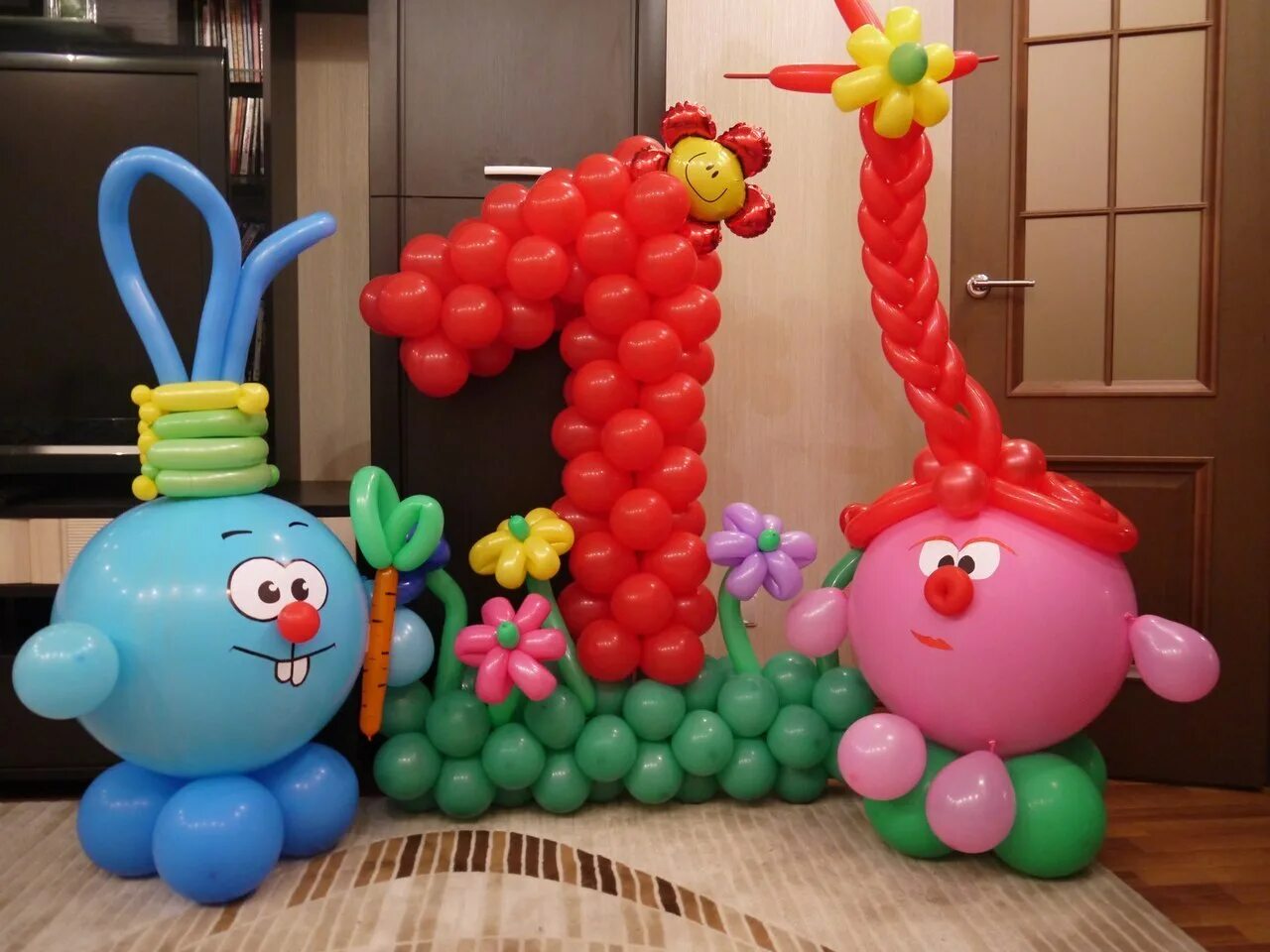 3 из воздушных шаров. Фигуры из шаров. Фигуры из воздушных шаров. Фигуры из воздушных шариков. Фигурки из шаров на день рождения.