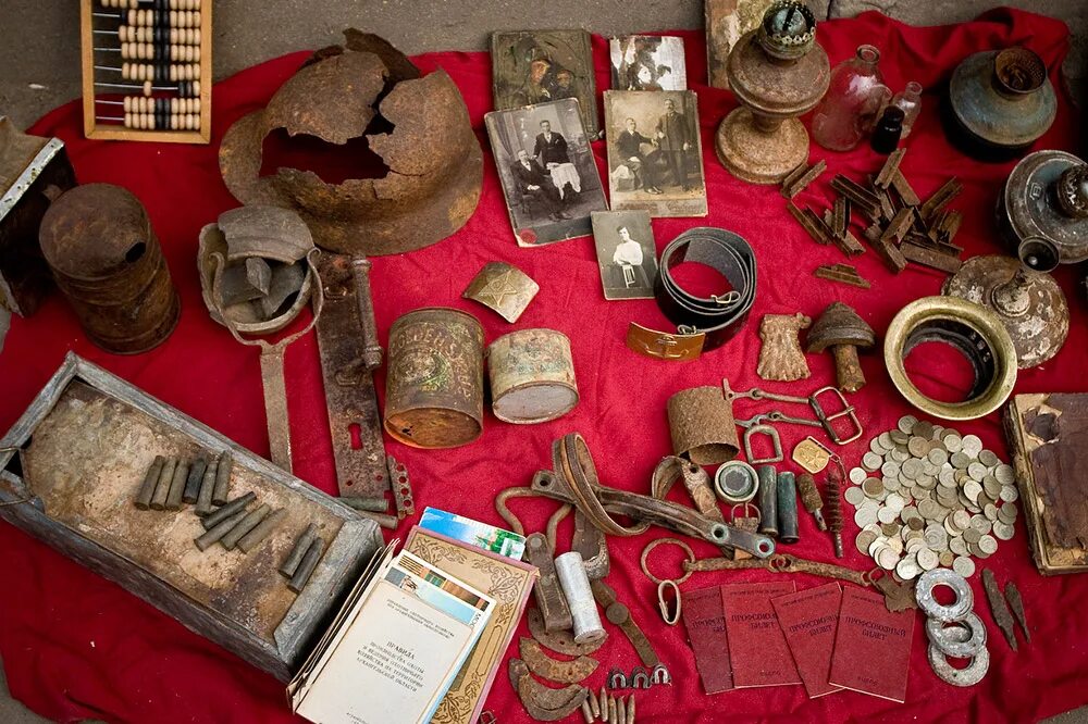 Антиквариат на комиссию. Старинные вещи. Коллекция старинных вещей. Военный антиквариат. Военные старинные вещи.