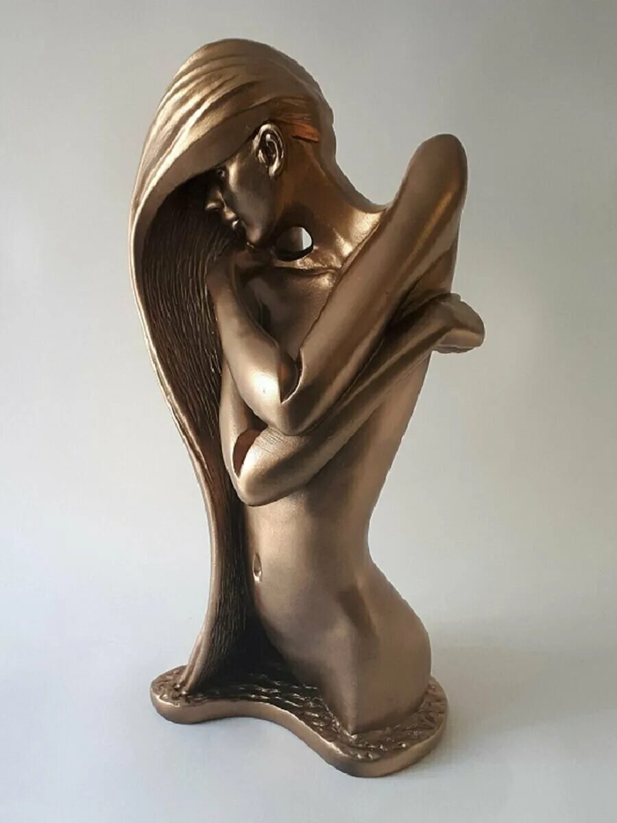 статуэтка девушка со скрипкой. статуэтки для интерьера из полистоуна. фарфоровая статуэтка девушка с цветами. статуэтка девушка со скрипкой фарфор. фарфоровая статуэтка девушка со скрипкой.