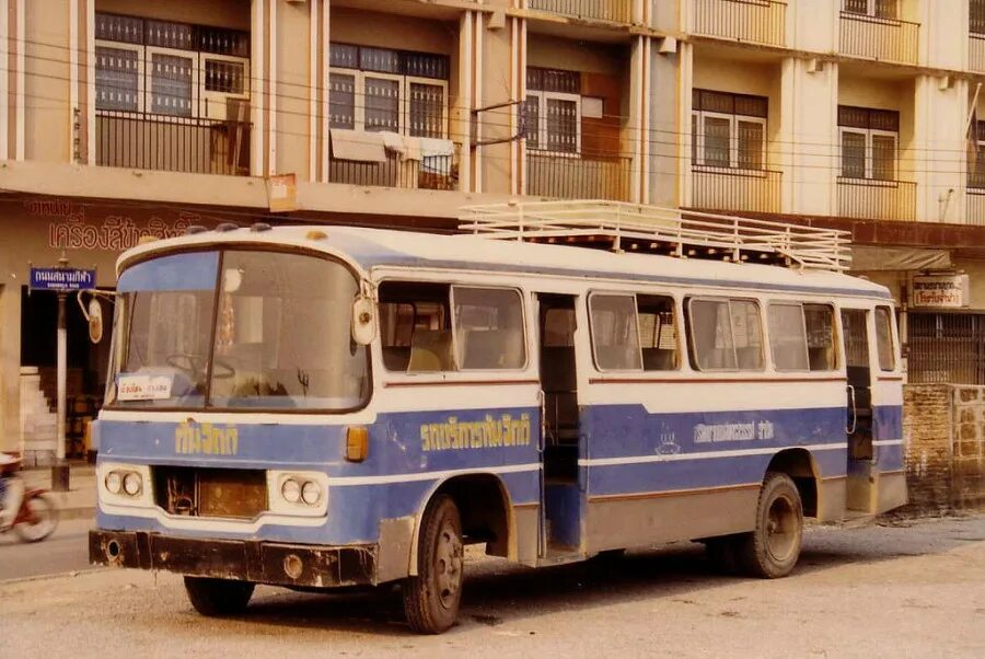 Автобусы 80-х. Старые японские автобусы. Японские автобусы 90 х. Старые автобусы 80.