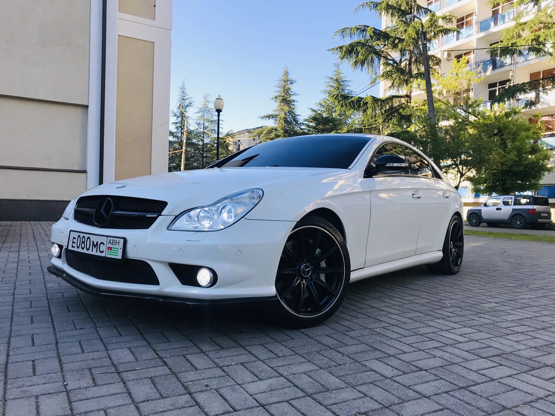 Мерседес cls w219. Mercedes cls lorinser. Mercedes cls w219. W219. Mercedes cls 5.