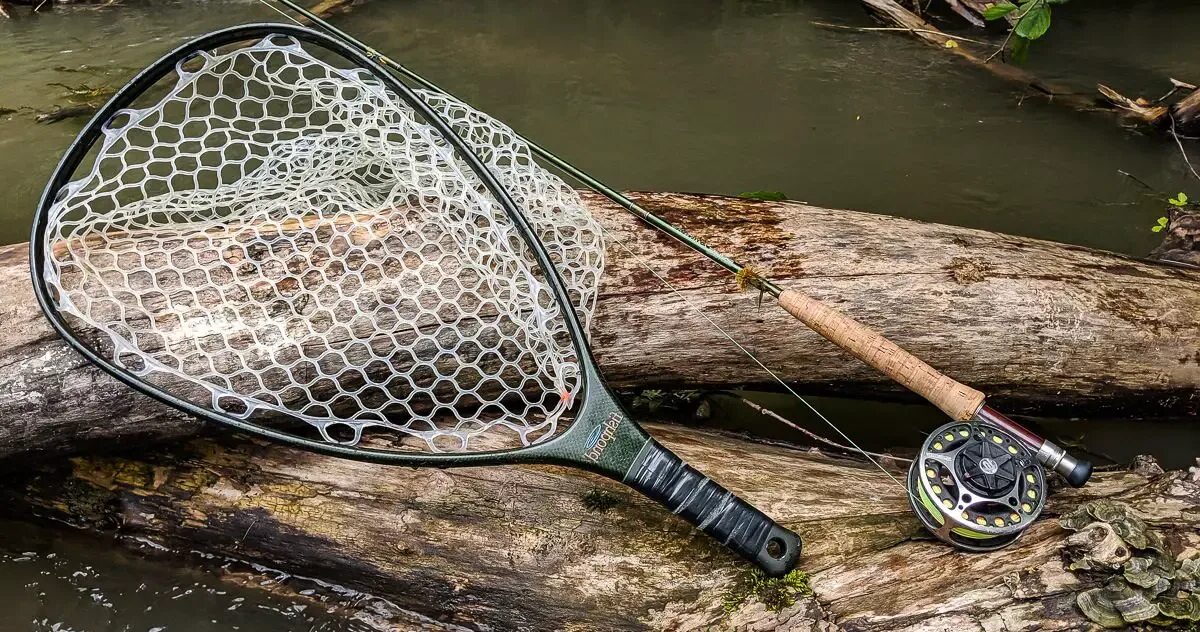 Fishing net перевод. Подсачек Fly Fishing Carbon Fiber. Emerger Fly Fishing. Кастомная рыбалка. Fly Fishing nets.