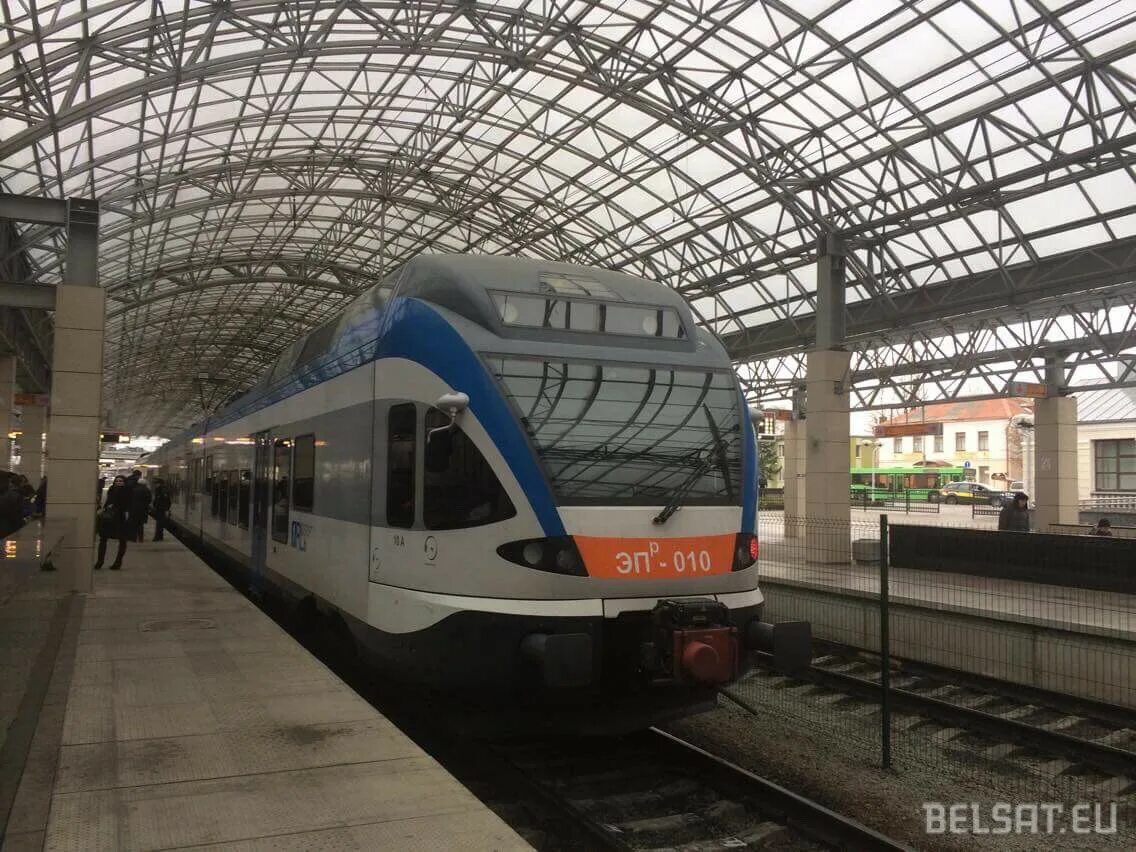 Поезд Минск Варшава. Поезд до Варшавы. Поезд Брест Варшава. Минск Варшава поезд 2022.