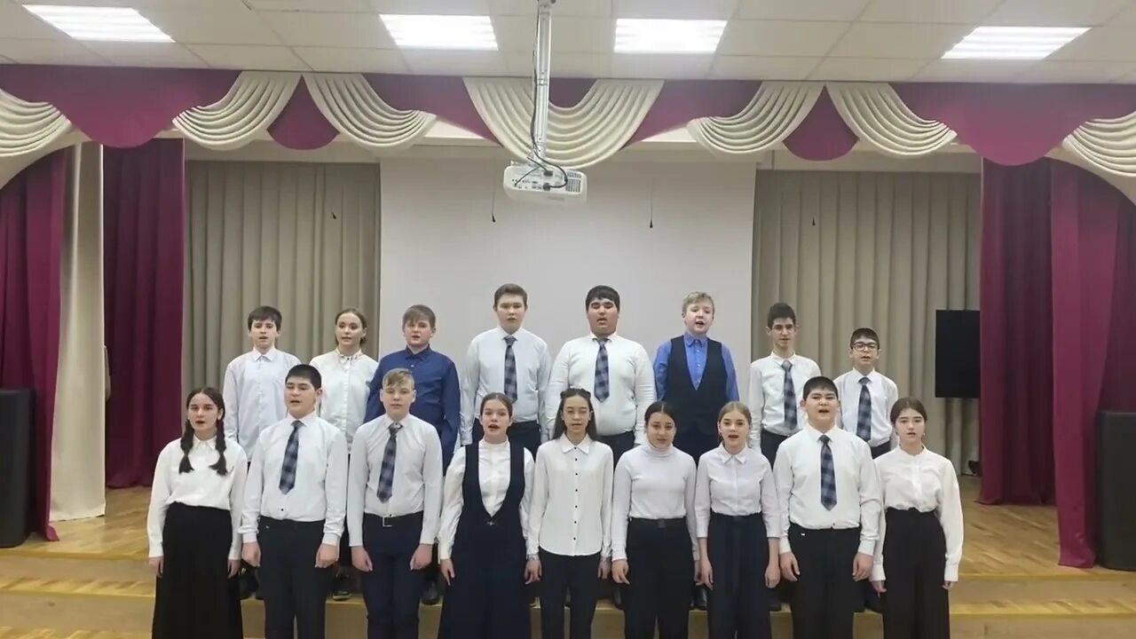 Мбоу 1 пыть. Мбоу сош 1 пыть ях. хакуринохабль школа сош 1. мбоу сош 2 пыть ях. хакуринохабль школа выпуск 2010 год.