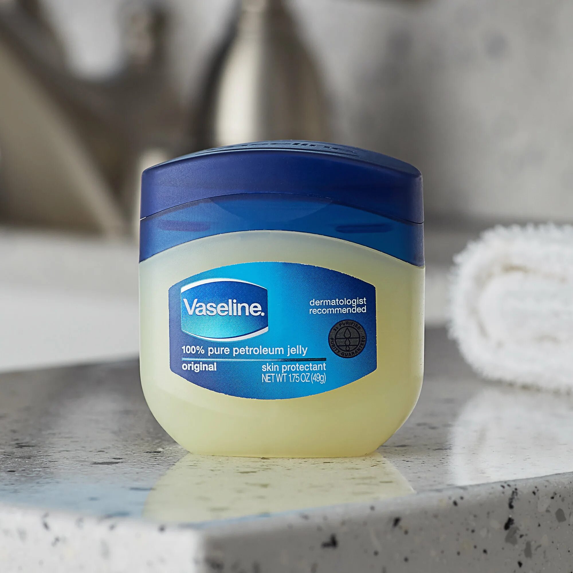 Petroleum jelly. Вазелин Pure Petroleum Jelly. Вазелин Юнилевер. Вазелин Healing Jelly Dermatologist Tested. Вазелин Vaseem Vaseline Иран 125мл.