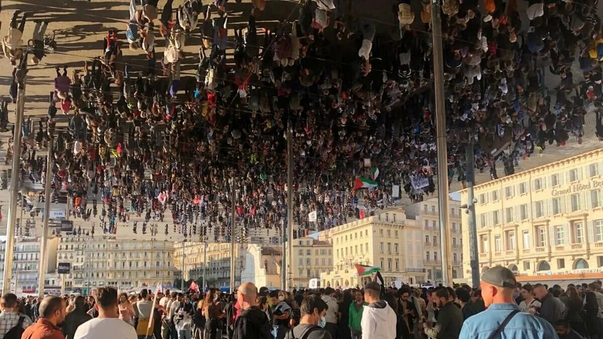 Митинг в Марселе. Протесты в Италии октябрь 2022. Митинги в Венгрии 2022. Митинги в Италии. Митинг в харькове 2024