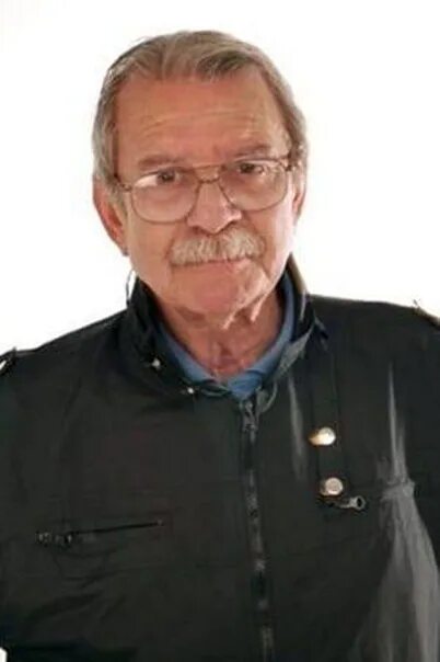 Луис родольфо абинадер. Хуан игнасио мачадо богатые и знаменитые. Родольфо мачадо. Родольфо мачадо. Osamnli toruno.
