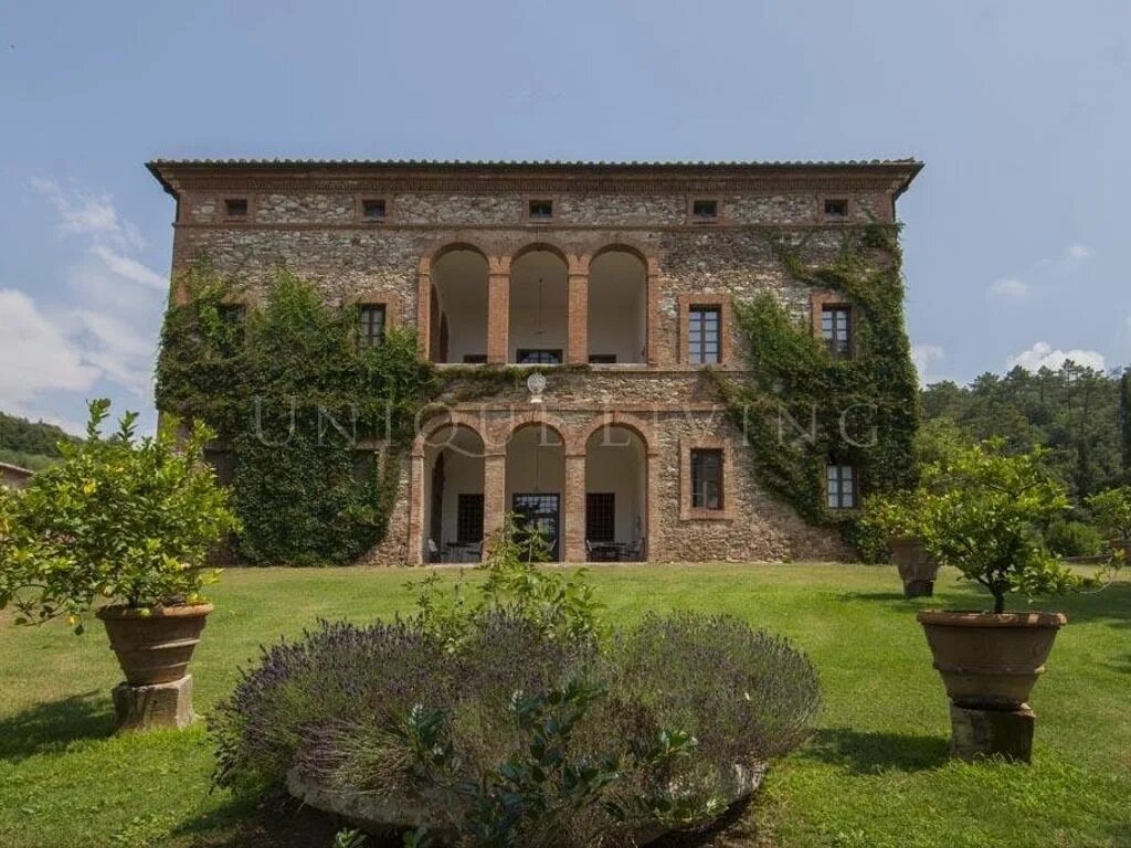 Итальянская вилла тоскана. Поместье в италии. Италия тоскана вилла. Вилла в сиене. Вилла италия палаццо.