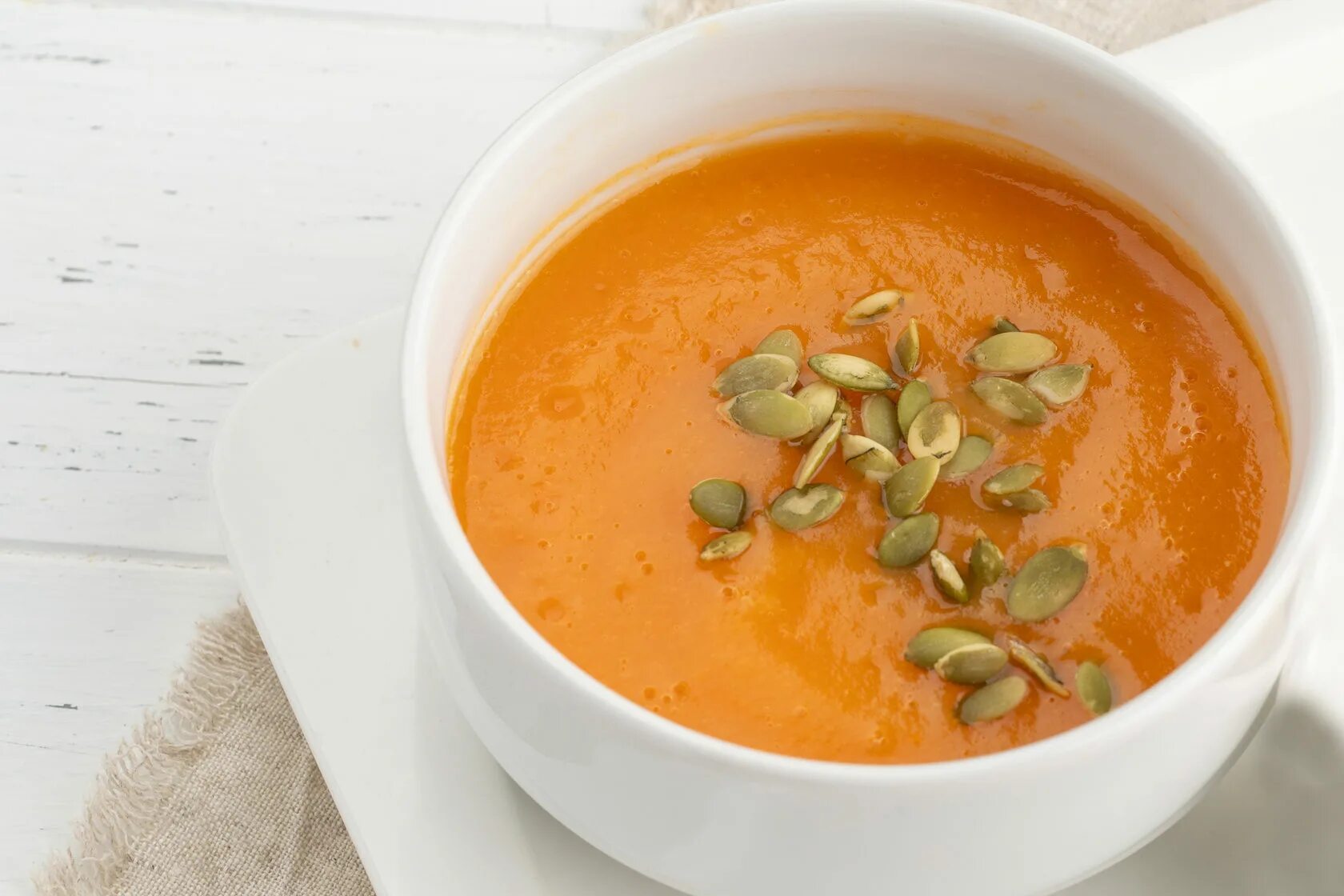 Горохово чечевичный суп. Чечевичная похлебка. Это вам не тыквенная похлебка. Франкфуртский чечевичный суп. Это вам не тыквенная похлебка.