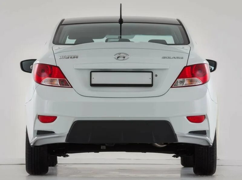 Светодиодные фонари заднего бампера hyundai solaris хэтчбек 2016. Задние лед фонари солярис 1. Солярис 1 зад. Бампер задний хендай солярис 2011. Hyundai solaris зад.