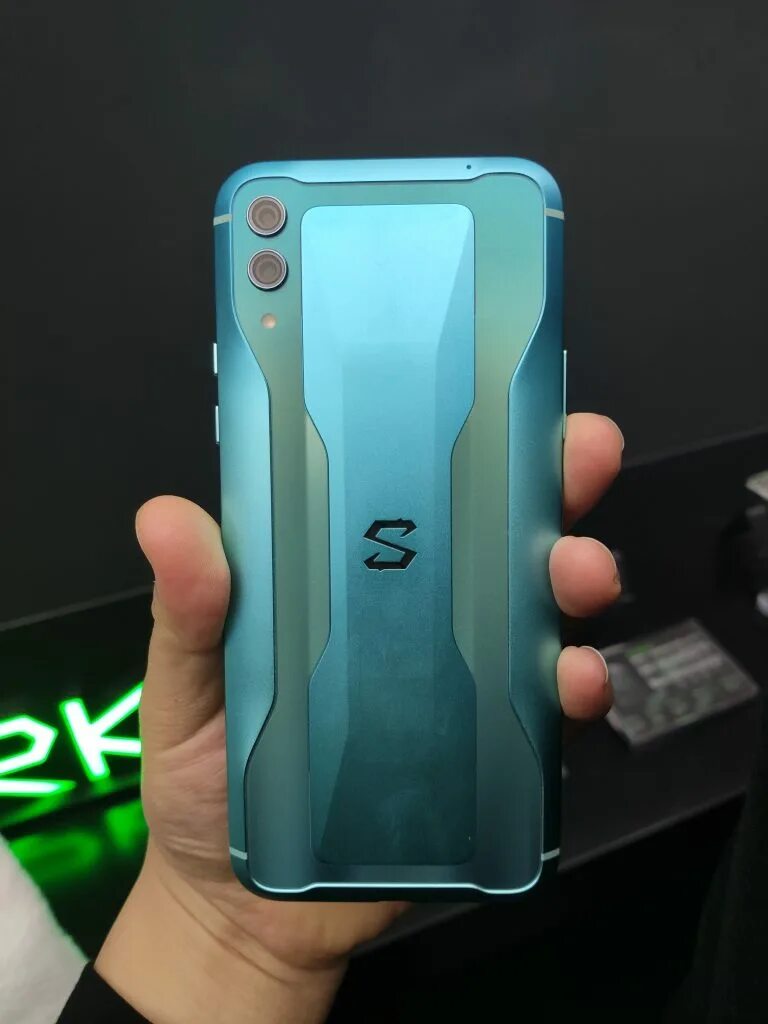 Xiaomi black shark 2 pro. смартфон black shark. сяоми блэк шарк. Xiaomi black shark 2 pro. Xiaomi black shark 2.