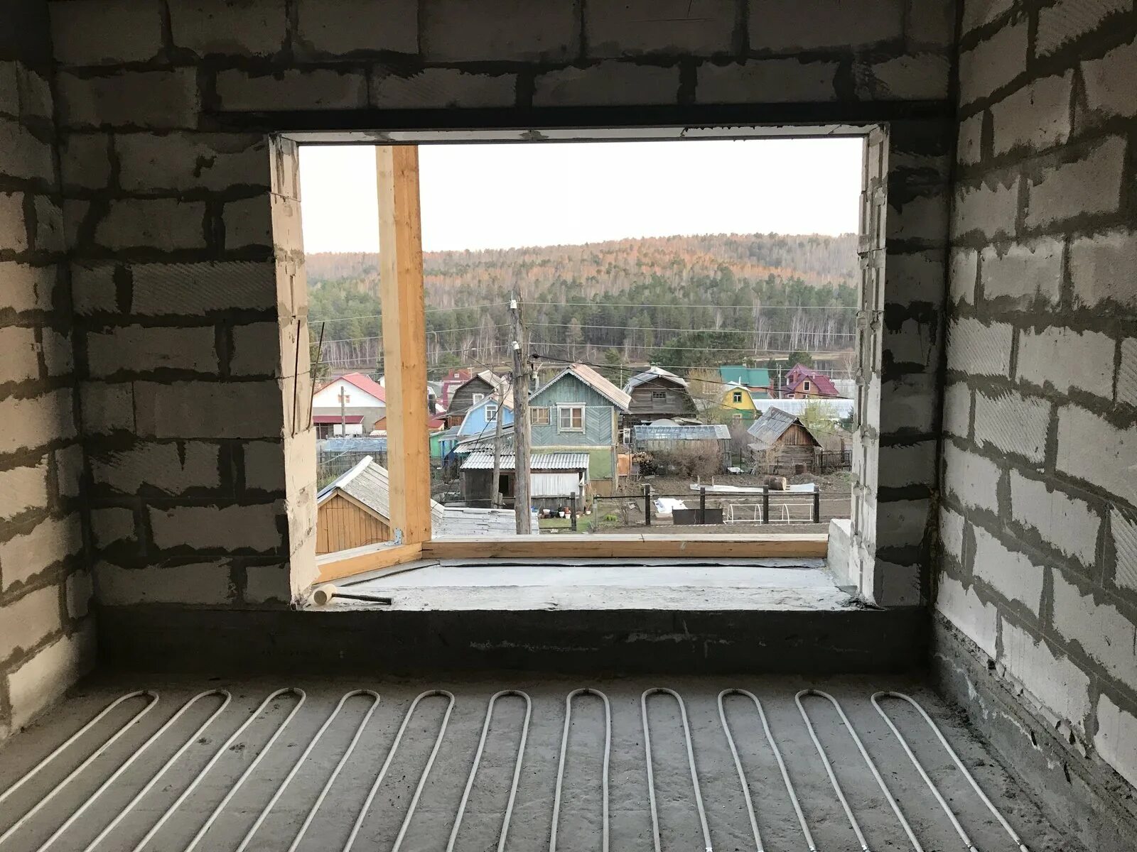 Установка окон газоблок