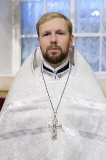 Священник антоний