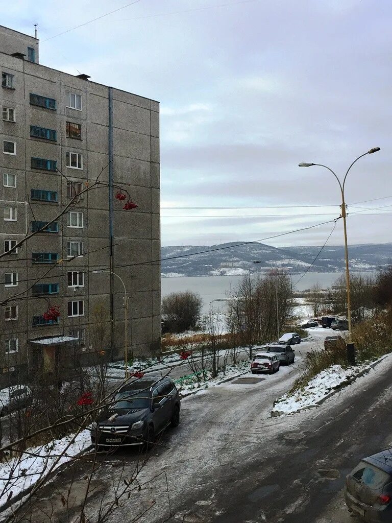 Мурманск, ул. Достоевского, 29. Мурманск улица Достоевского. Мурманск ул.Достоевского д 30. Мурманск улица достоевкого5. Купить 1 комнатную квартиру в мурманской области