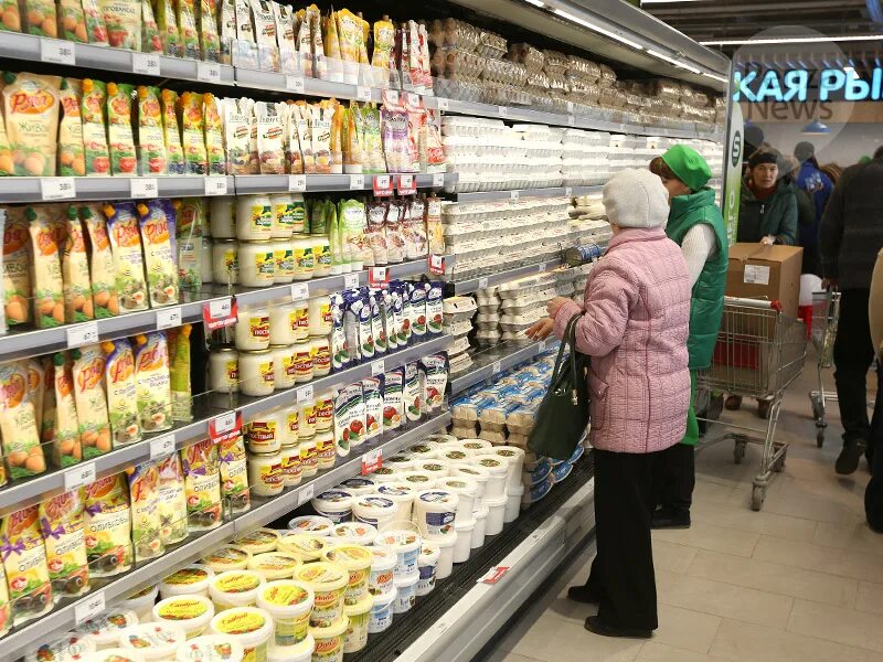 Спар на глушко казань. Спар казань. Магазин spar казань. Спар казань режим работы. Спар луганск.