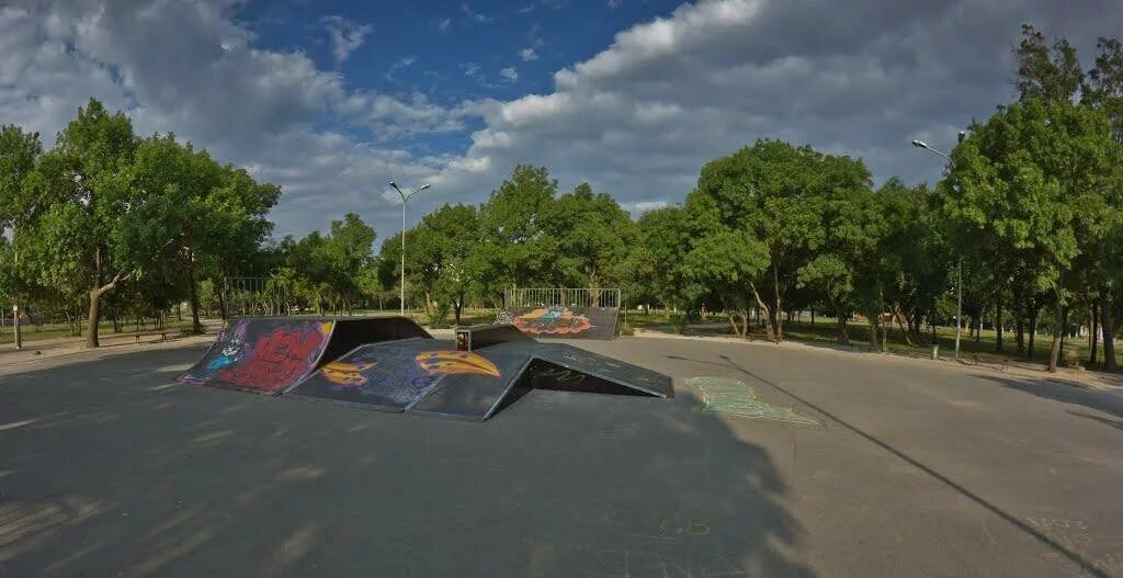 парк красноперекопск. красноперекопск 10 микрорайон. парк химиков красноперекопск. парк красноперекопска крым. красноперекопск детская площадка.