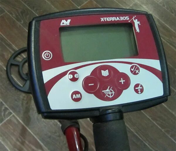 Металлоискатель x Terra 305. Минелаб 305. Металлоискатель Minelab x-Terra 305 коробка. Minelab x terra 305