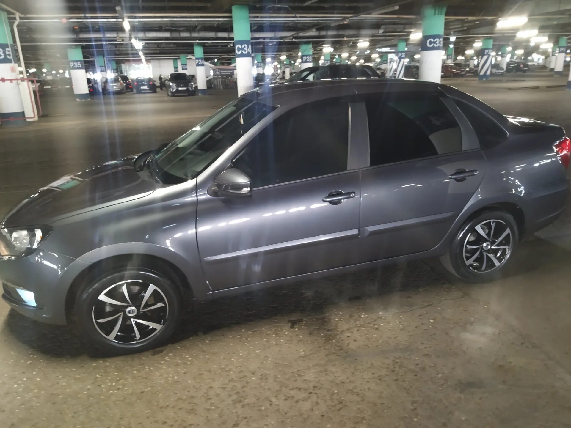 Небольшой фотоет - Lada Гранта (2G) FL, 1,6 л, 2018 года фотография DRIVE2