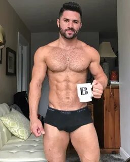Esmale’s top 10 favourite beefcakes! 