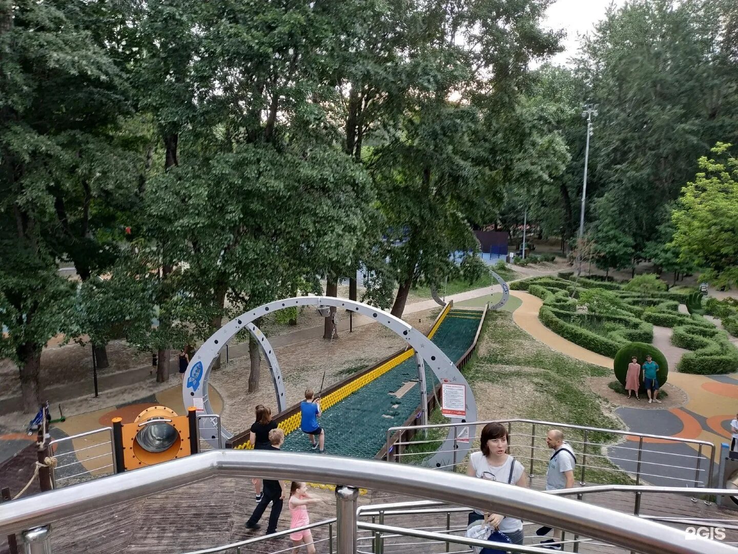 Горка в делегатском парке. Делегатский парк зимой. Делегатский парк отзывы. Делегатский парк москва. Делегатский парк москва.