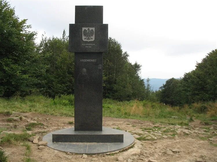 граница белоруссии и россии пограничные столбы. стык границ. стык трех границ. граница россия польша литва. граница польши и литвы.