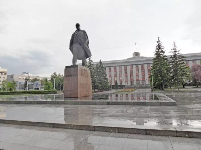 Пл советов. Памятник Ленину в Барнауле. Алтайский край Барнаул площадь советов в и Ленин. Город Барнаул, площадь советов. Советская площадь Барнаул.