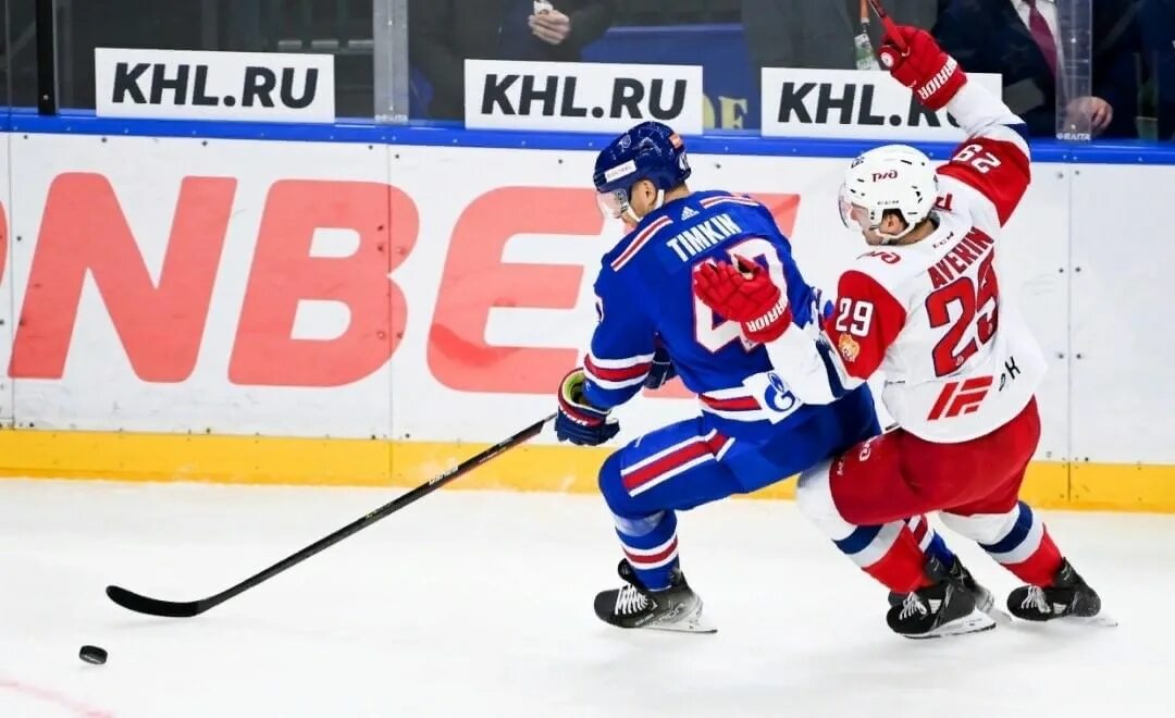 Локомотив ска обзор. Локо ска. локомотив ска хоккей. ска локо 2011. локомотив против ска хоккей.